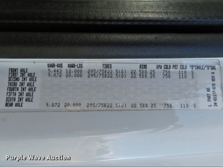 image for item DH1598 2007 Freightliner Business Class M2 refrigerated box truck