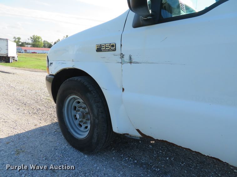 image for item DH1599 2002 Ford F350 Super Duty XL utility bed pickup truck