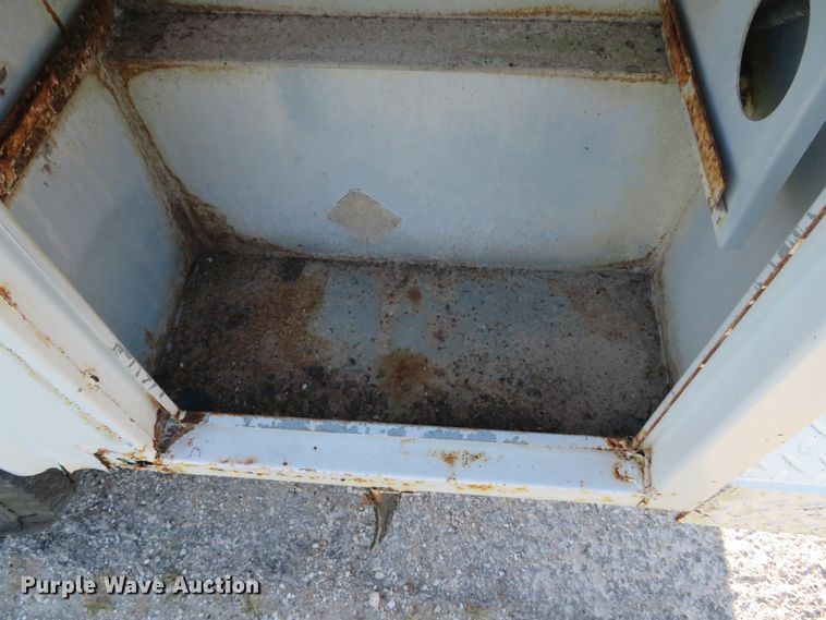 image for item DH1599 2002 Ford F350 Super Duty XL utility bed pickup truck