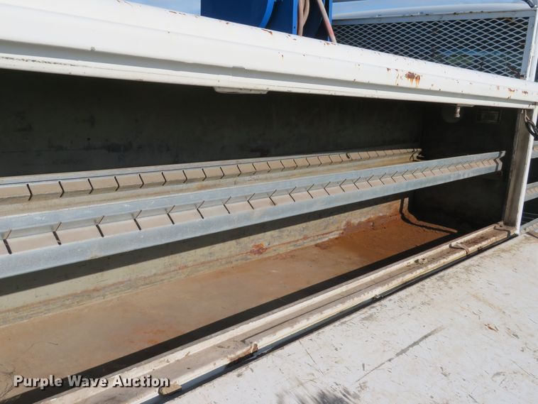 image for item DH1599 2002 Ford F350 Super Duty XL utility bed pickup truck