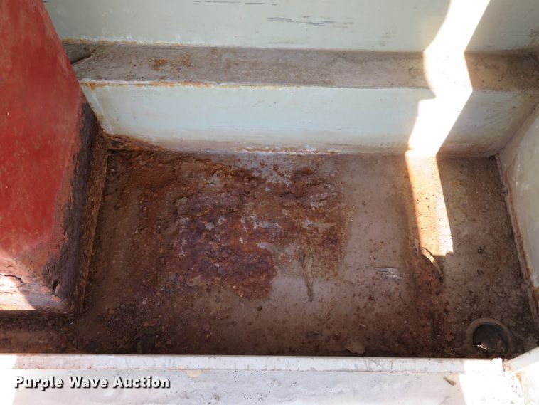 image for item DH1599 2002 Ford F350 Super Duty XL utility bed pickup truck