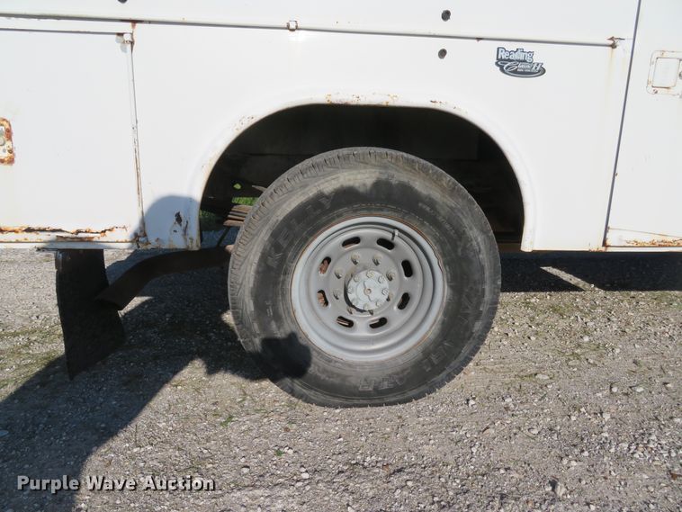 image for item DH1599 2002 Ford F350 Super Duty XL utility bed pickup truck