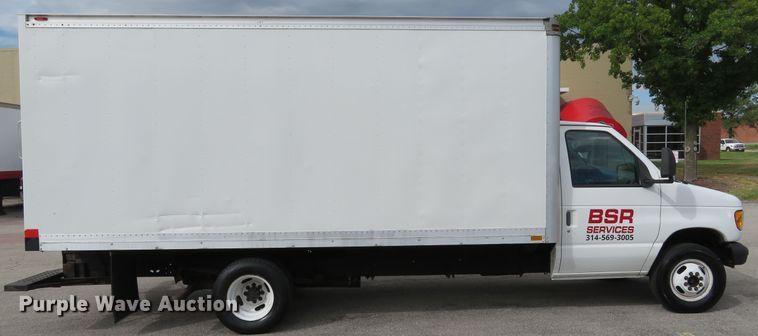 image for item DH1601 1998 Ford Econoline E350 box truck