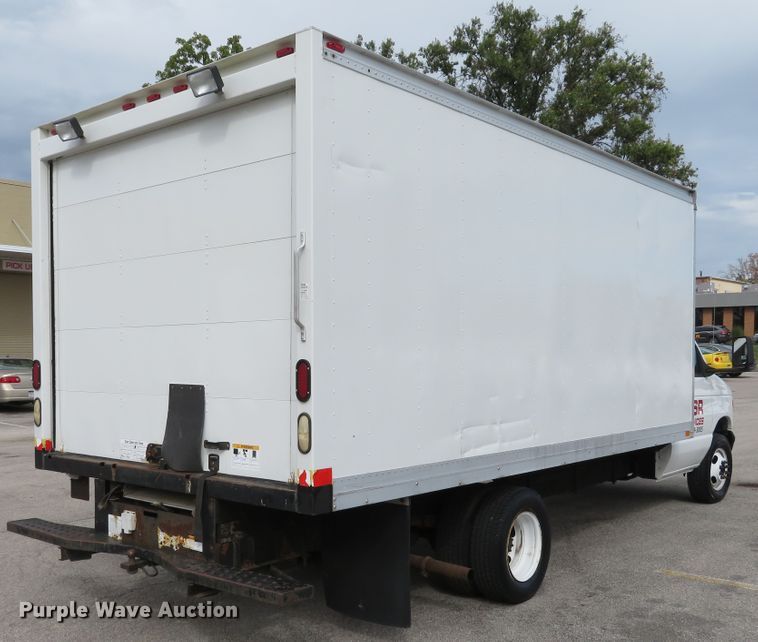 image for item DH1601 1998 Ford Econoline E350 box truck