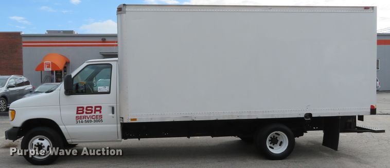 image for item DH1601 1998 Ford Econoline E350 box truck