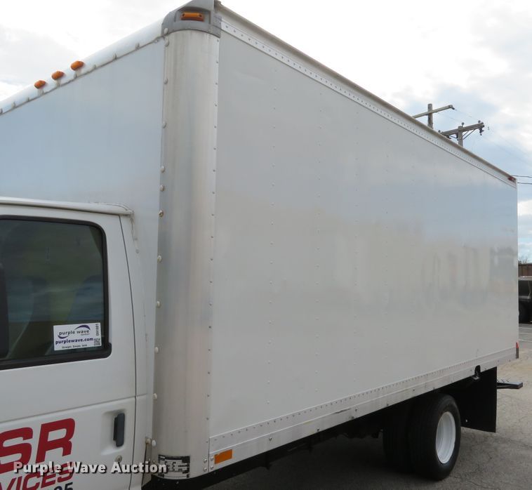 image for item DH1601 1998 Ford Econoline E350 box truck