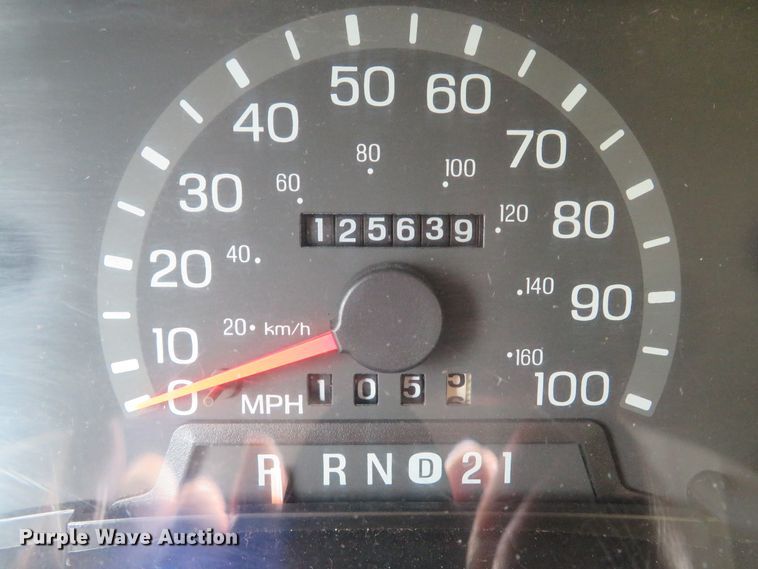 image for item DH1601 1998 Ford Econoline E350 box truck