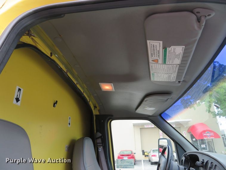 image for item DH1601 1998 Ford Econoline E350 box truck