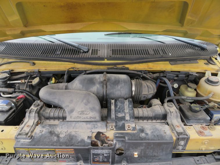 image for item DH1601 1998 Ford Econoline E350 box truck