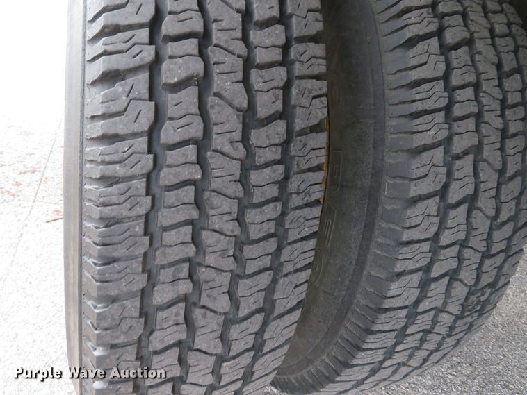 image for item DH1601 1998 Ford Econoline E350 box truck