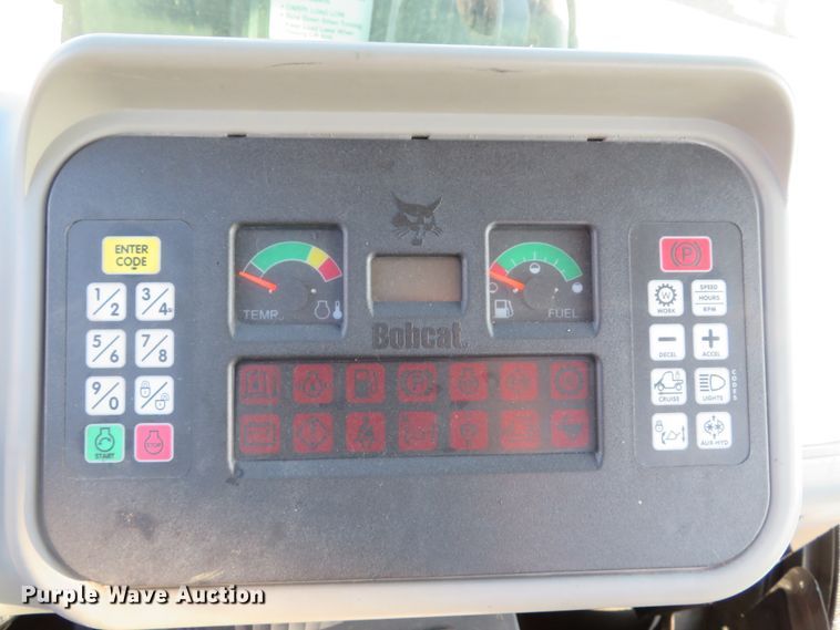 image for item DH1602 2011 Bobcat Toolcat 5600 utility vehicle