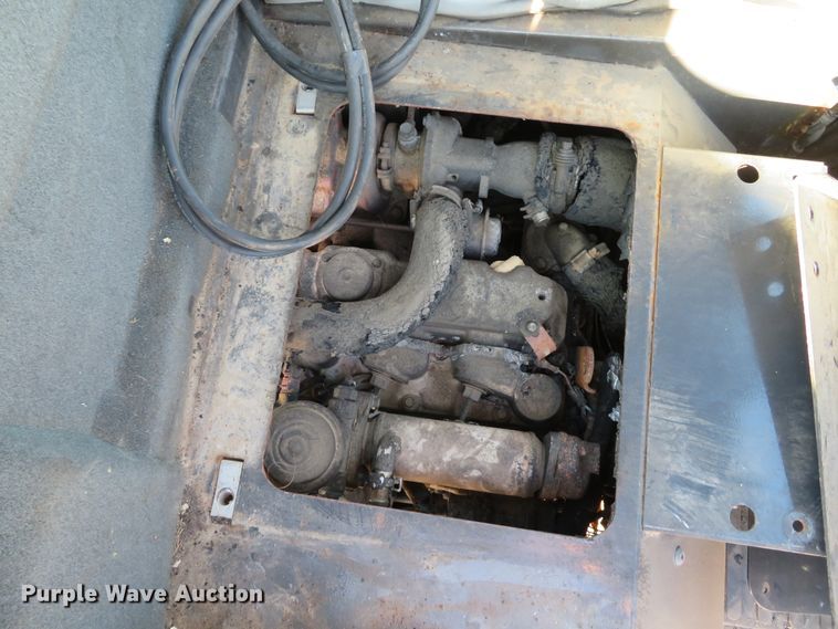 image for item DH1602 2011 Bobcat Toolcat 5600 utility vehicle