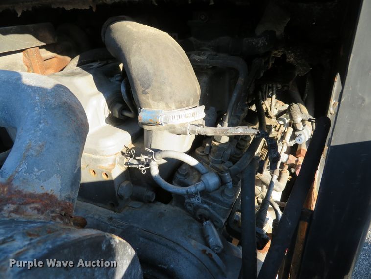 image for item DH1602 2011 Bobcat Toolcat 5600 utility vehicle