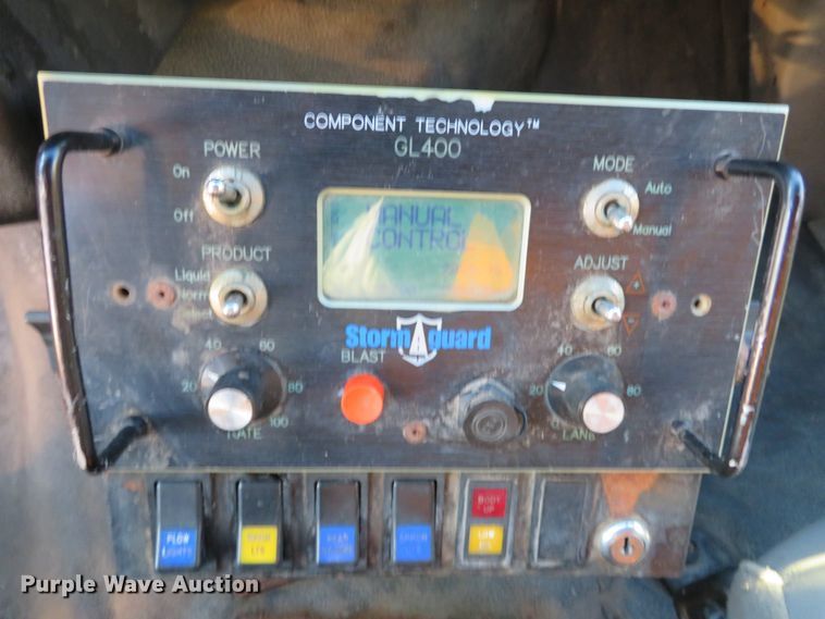 image for item DH1603 2004 Ford F750 Super Duty XL dump truck