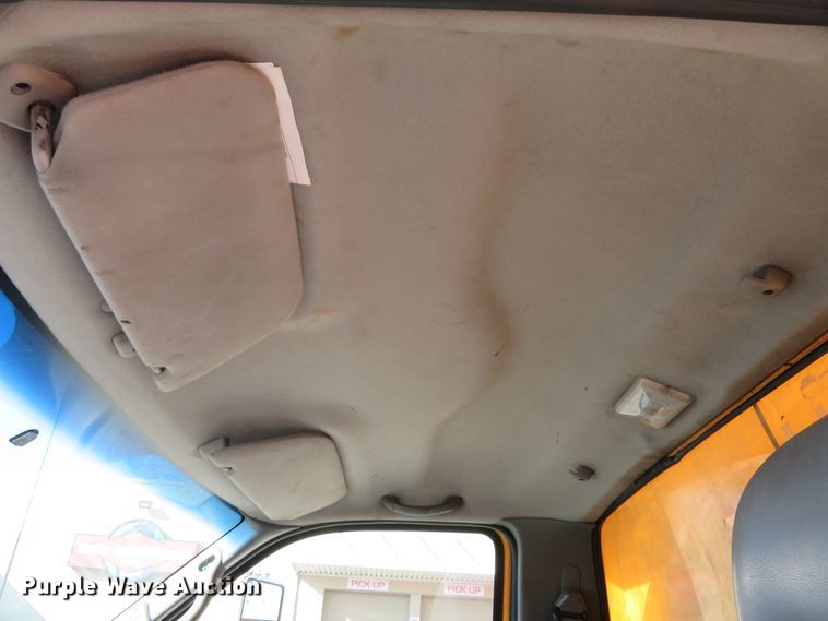 image for item DH1603 2004 Ford F750 Super Duty XL dump truck