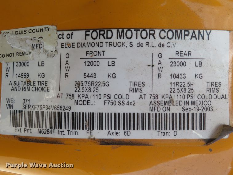 image for item DH1603 2004 Ford F750 Super Duty XL dump truck