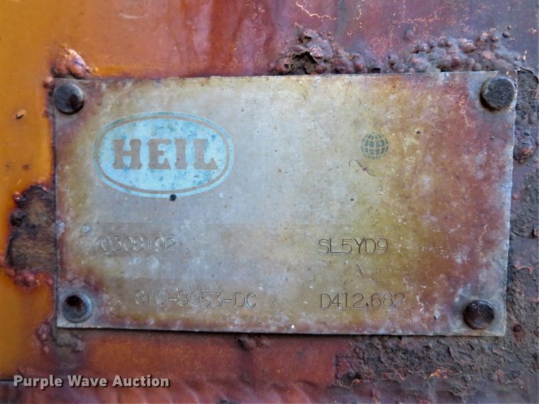 image for item DH1604 2004 Ford F750 Super Duty XL dump truck