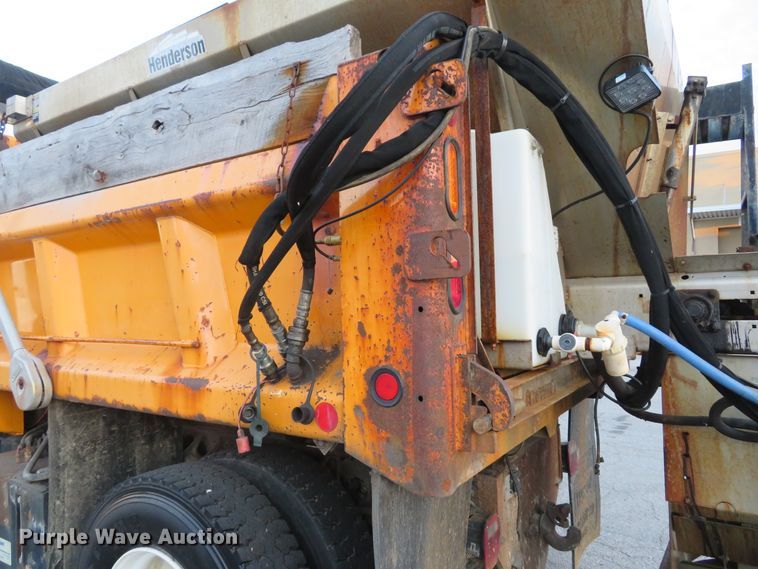 image for item DH1604 2004 Ford F750 Super Duty XL dump truck