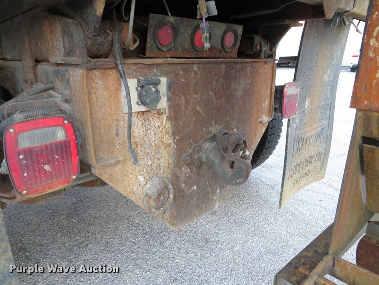 image for item DH1604 2004 Ford F750 Super Duty XL dump truck