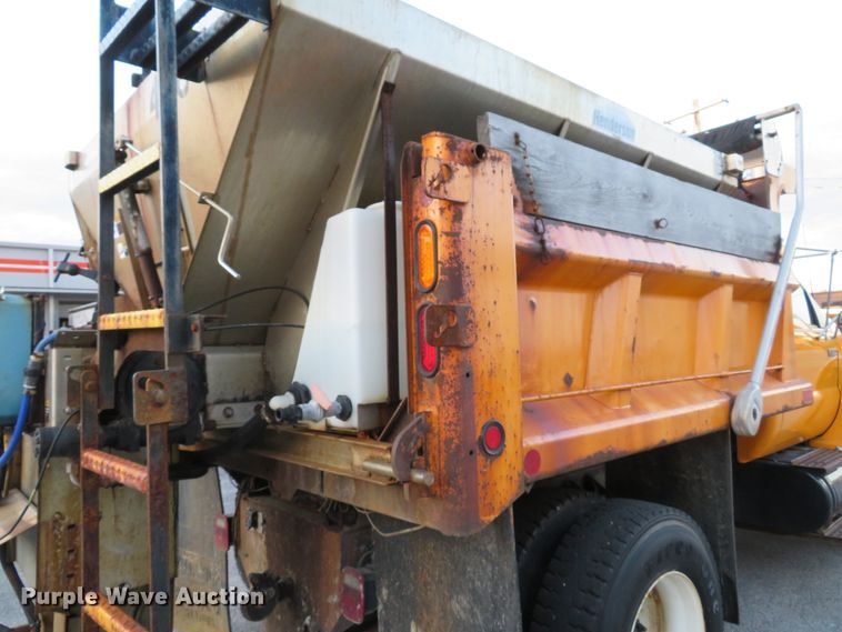 image for item DH1604 2004 Ford F750 Super Duty XL dump truck