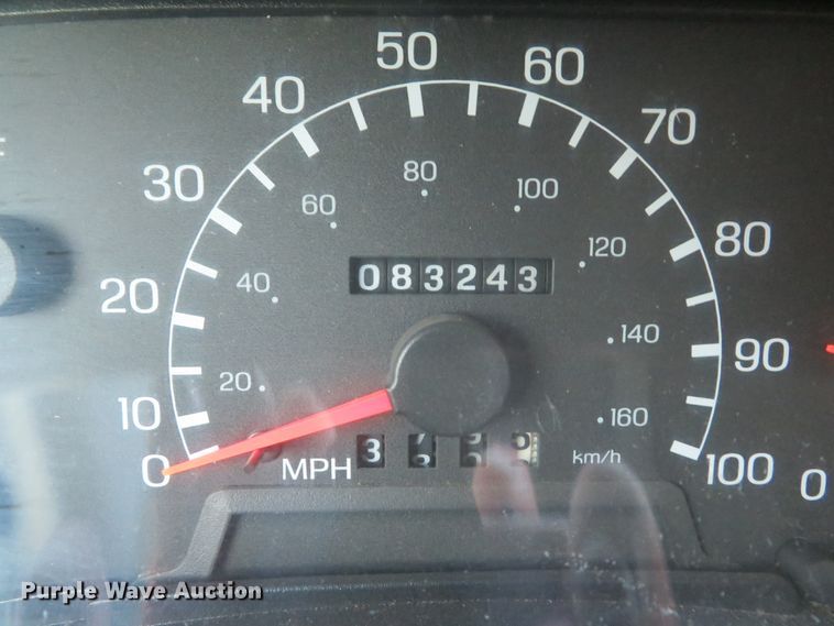 image for item DH1604 2004 Ford F750 Super Duty XL dump truck