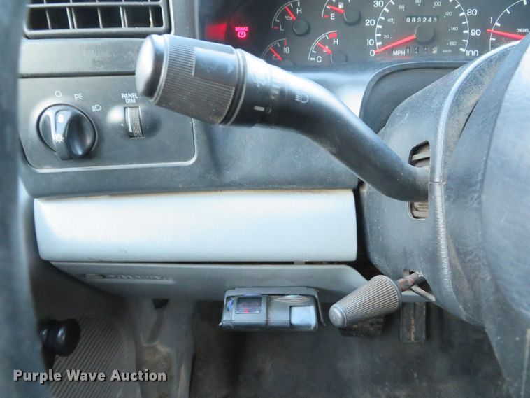 image for item DH1604 2004 Ford F750 Super Duty XL dump truck