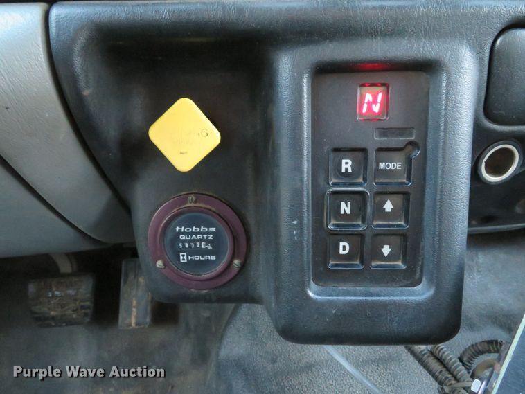 image for item DH1604 2004 Ford F750 Super Duty XL dump truck