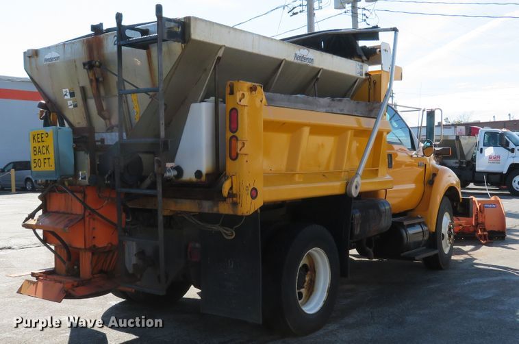 image for item DH1605 2004 Ford F750 Super Duty XL dump truck