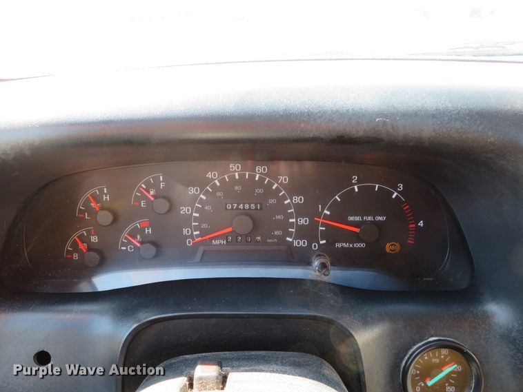 image for item DH1605 2004 Ford F750 Super Duty XL dump truck