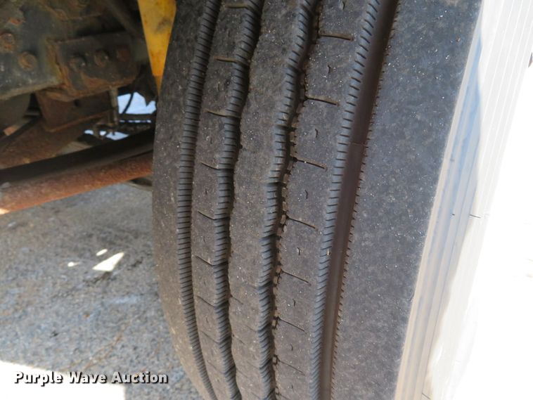 image for item DH1605 2004 Ford F750 Super Duty XL dump truck