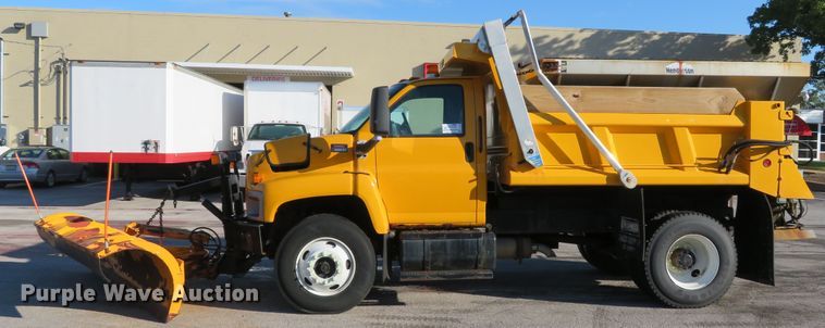 image for item DH1606 2004 GMC C8500 dump truck