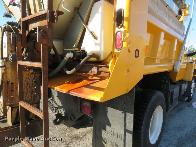 image for item DH1606 2004 GMC C8500 dump truck