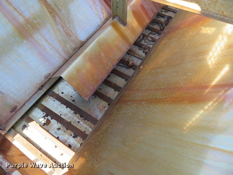 image for item DH1606 2004 GMC C8500 dump truck