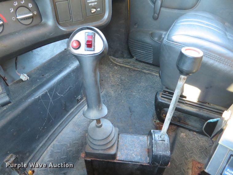 image for item DH1606 2004 GMC C8500 dump truck