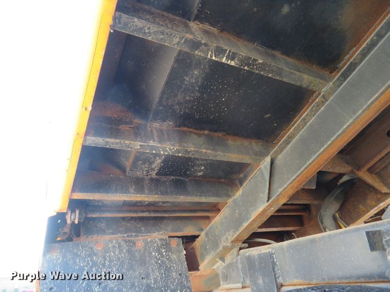 image for item DH1606 2004 GMC C8500 dump truck