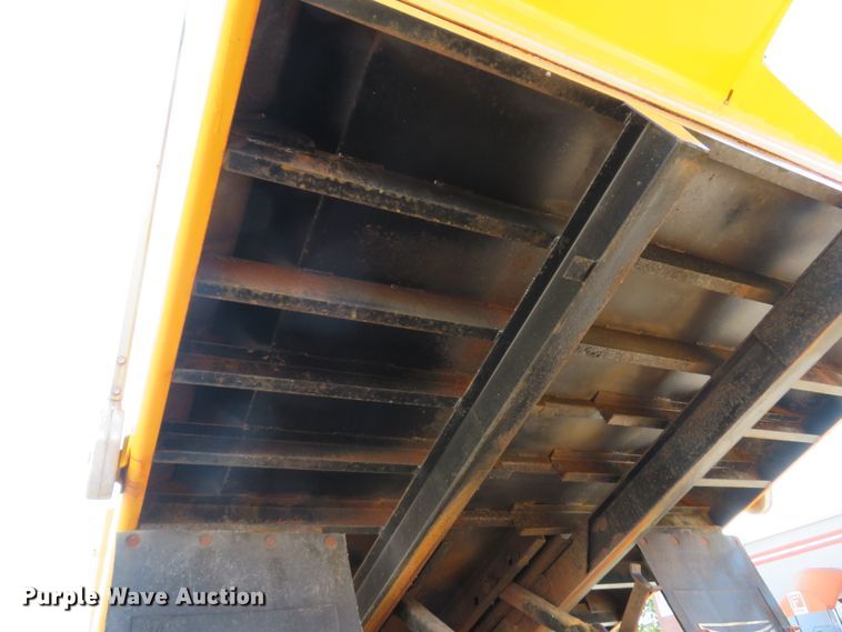 image for item DH1606 2004 GMC C8500 dump truck