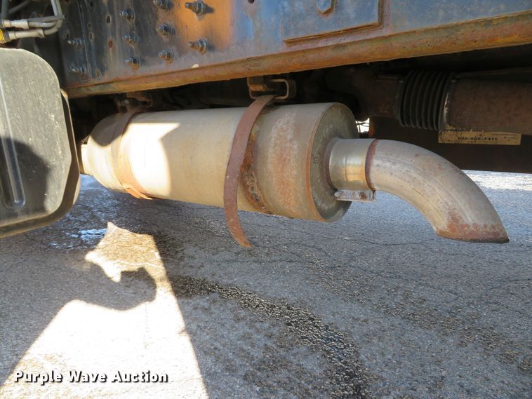 image for item DH1606 2004 GMC C8500 dump truck