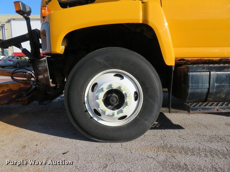 image for item DH1606 2004 GMC C8500 dump truck