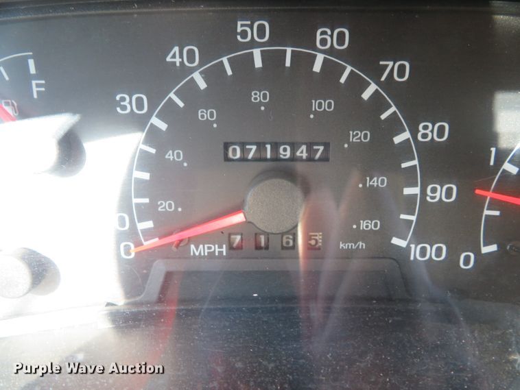 image for item DH1607 2004 Ford F750 Super Duty XL dump truck