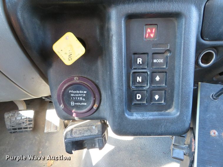 image for item DH1607 2004 Ford F750 Super Duty XL dump truck