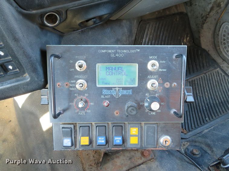 image for item DH1607 2004 Ford F750 Super Duty XL dump truck