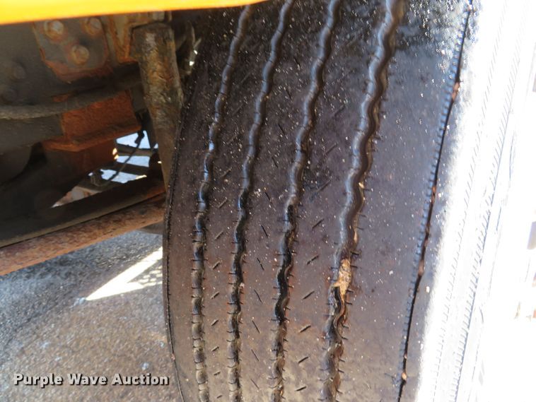 image for item DH1607 2004 Ford F750 Super Duty XL dump truck