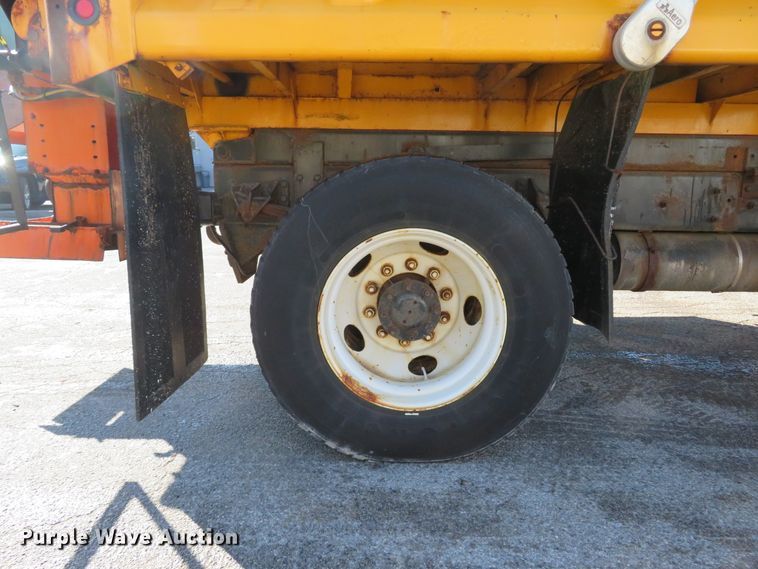 image for item DH1607 2004 Ford F750 Super Duty XL dump truck