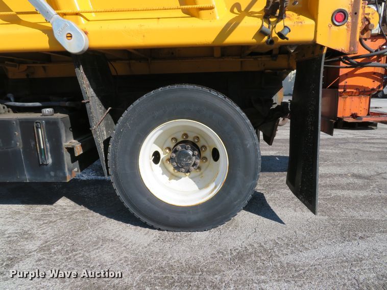 image for item DH1607 2004 Ford F750 Super Duty XL dump truck