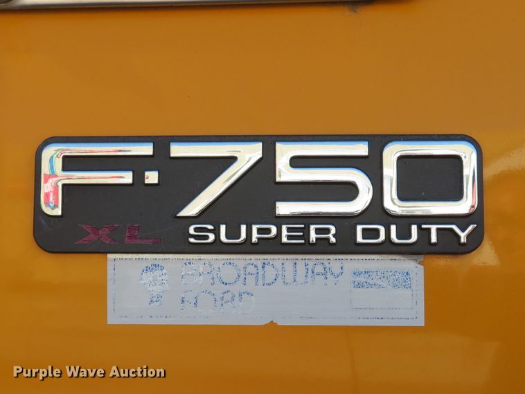 image for item DH1607 2004 Ford F750 Super Duty XL dump truck