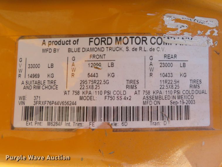 image for item DH1607 2004 Ford F750 Super Duty XL dump truck