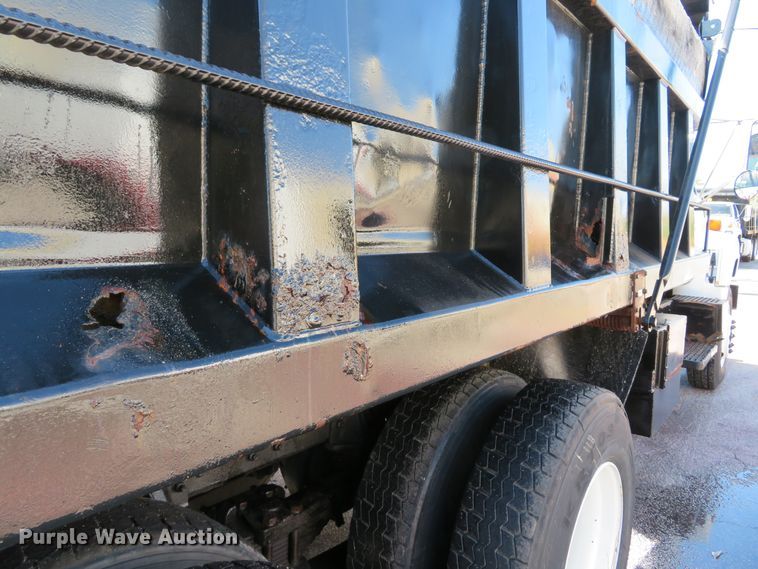 image for item DH1608 1998 GMC C8500 dump truck