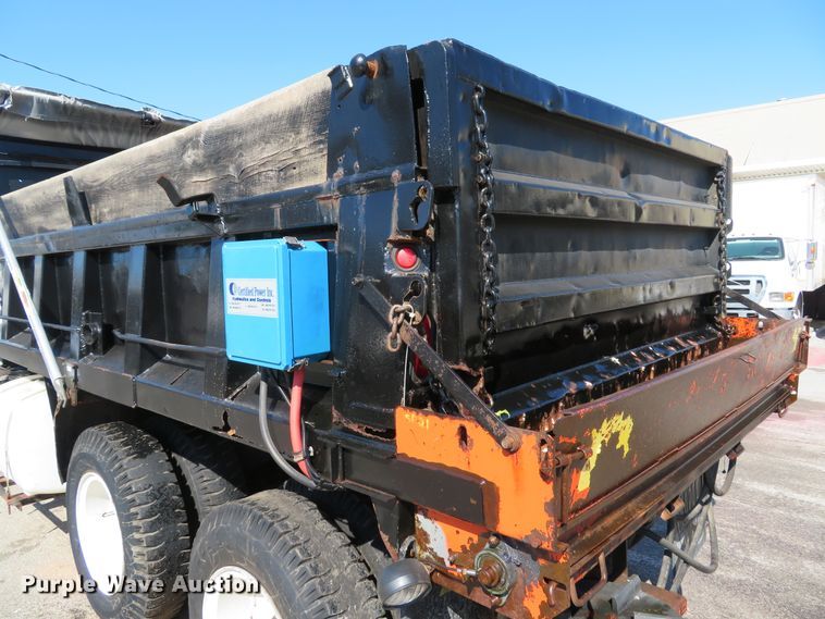 image for item DH1611 1996 GMC TopKick C6500 dump truck