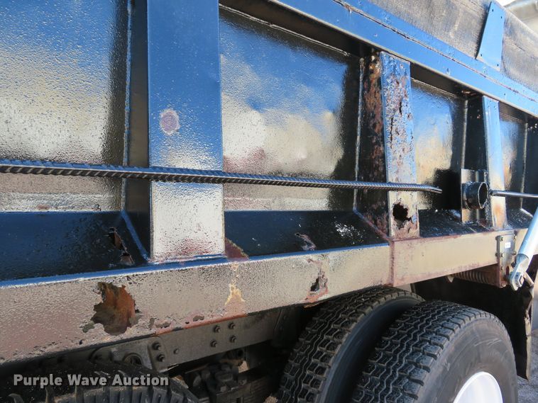 image for item DH1611 1996 GMC TopKick C6500 dump truck