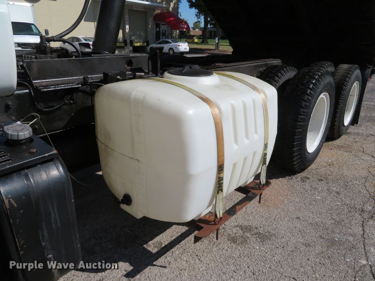 image for item DH1611 1996 GMC TopKick C6500 dump truck